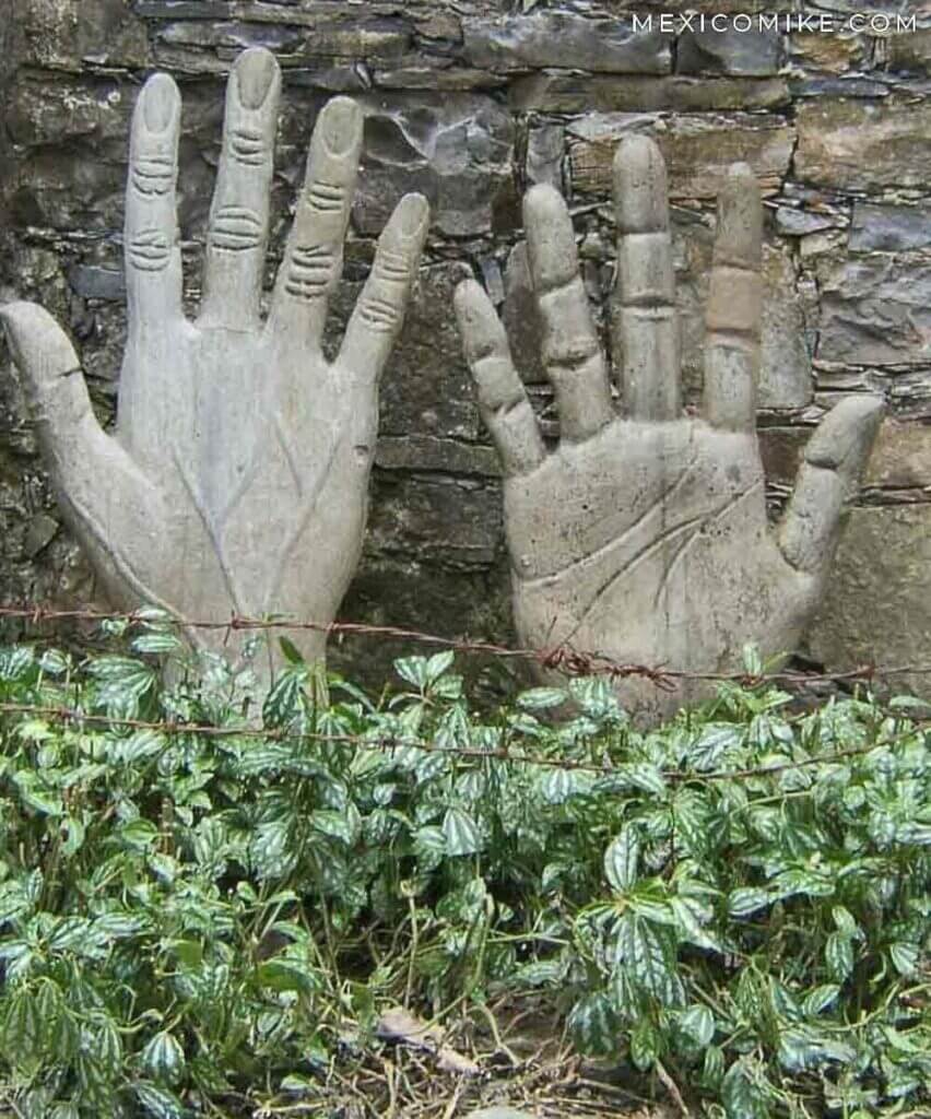 Hands Sculpture in Xilitla